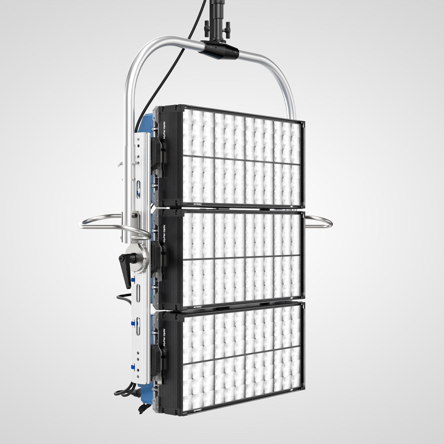ARRI SkyPanel X23 с мека и остра дифузия
